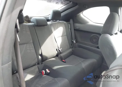 2011 Scion Tc z USA, uszkodzony, nr VIN JTKJF5C71B3007784